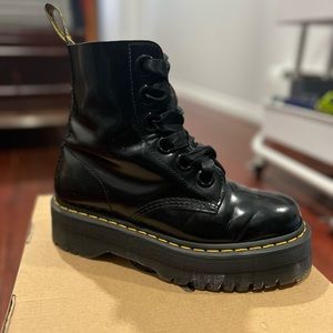 Molly’s Women’s Leather Platform Boots (Dr. Martens)